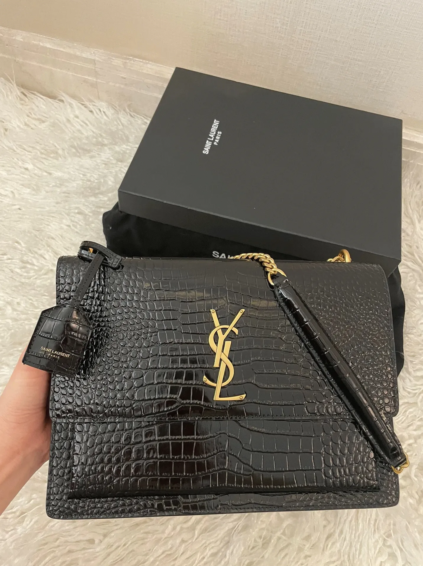 Fake Sa1nt Lau*nt Sunset Medium Chain Bag Black Crocodile-embossed Leather