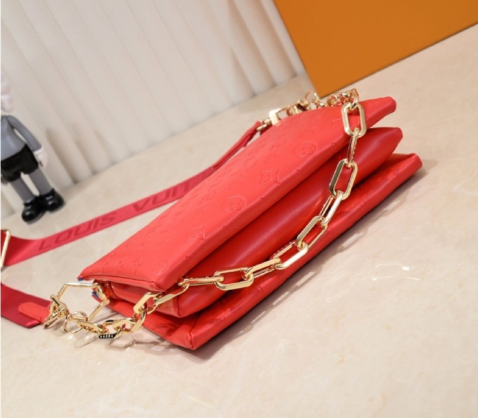 L0vis Vvtt0n Coussin PM Bag In Neon Red With Jacquard Strap