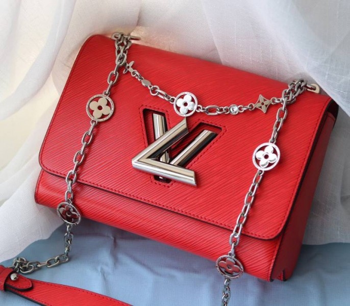 L0vis Vvtt0n Epi Leather Twist MM With Flowers Jewels Chain Bag In Red