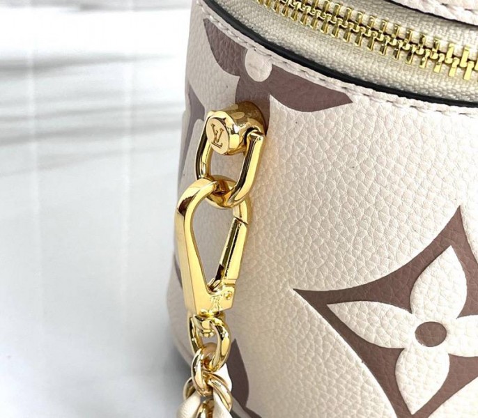 L0vis Vvtt0n Bicolor Monogram Empreinte Vanity PM Bag In Cream And Bois De Rose Pink