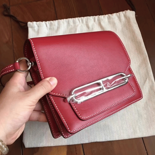 Red designer replica H**me5 Mini Sac Roulis handbag