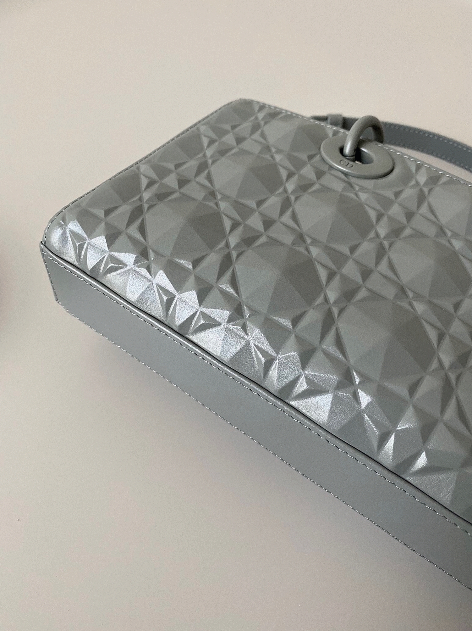 D10r Lady D-Joy Medium Bag Knockoff in Grey Calfskin with D1am0nd Motif