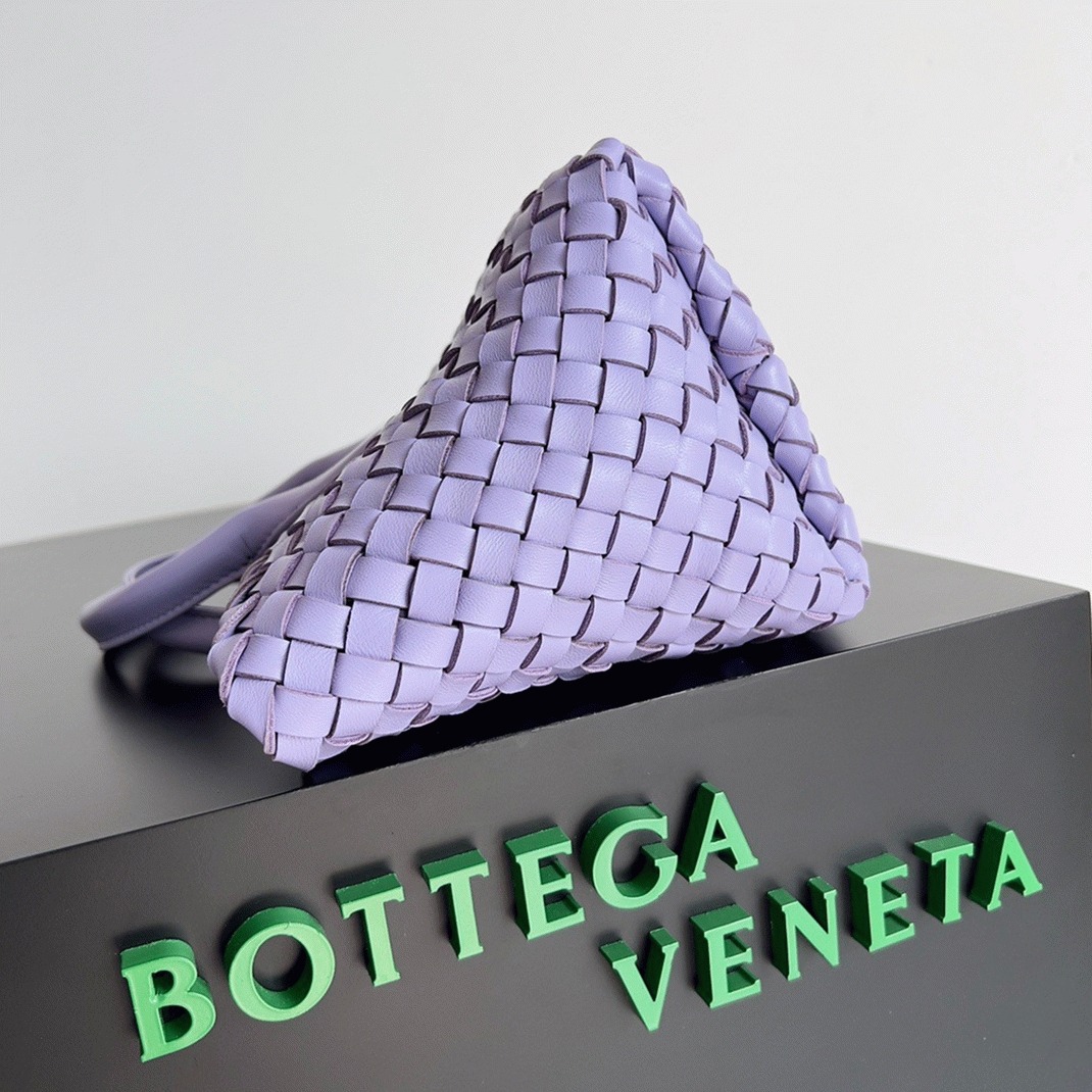 Top Quality Knockoff B0tt*ga Ven*ta Cabat Mini Bag In Wisteria Intrecciato Lambskin