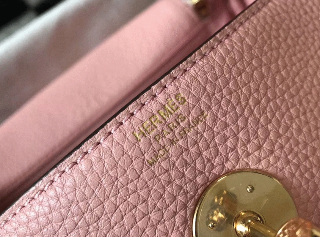 Replica H**me5 Lindy 26cm handbag in pink