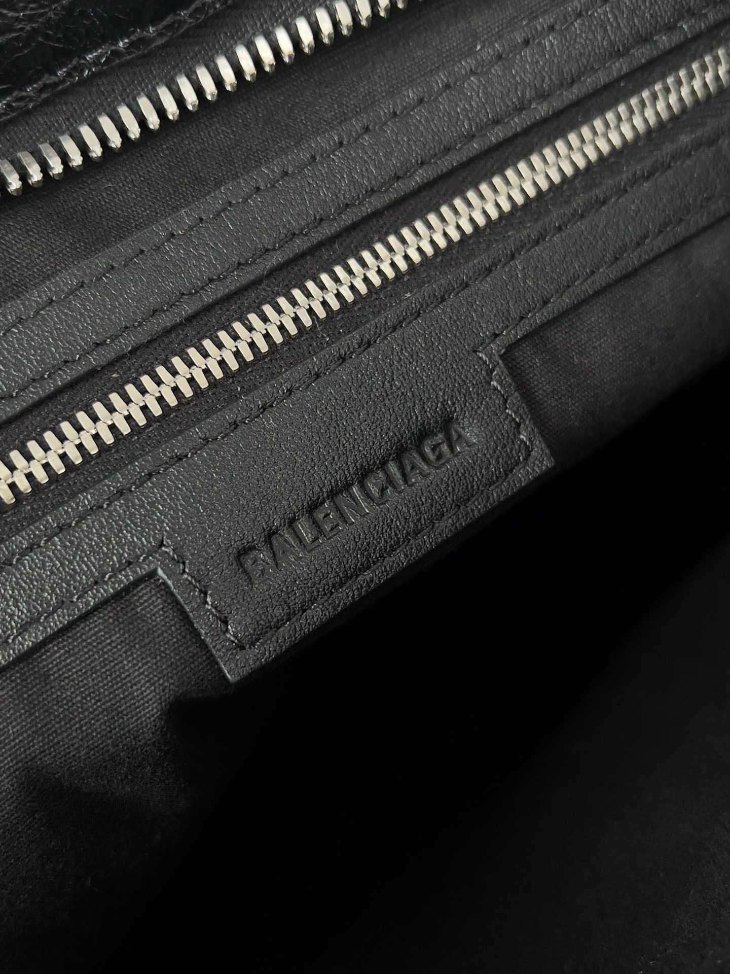 Knockoff Ba1en*iaga Le City Medium Bag Black Arena Lambskin