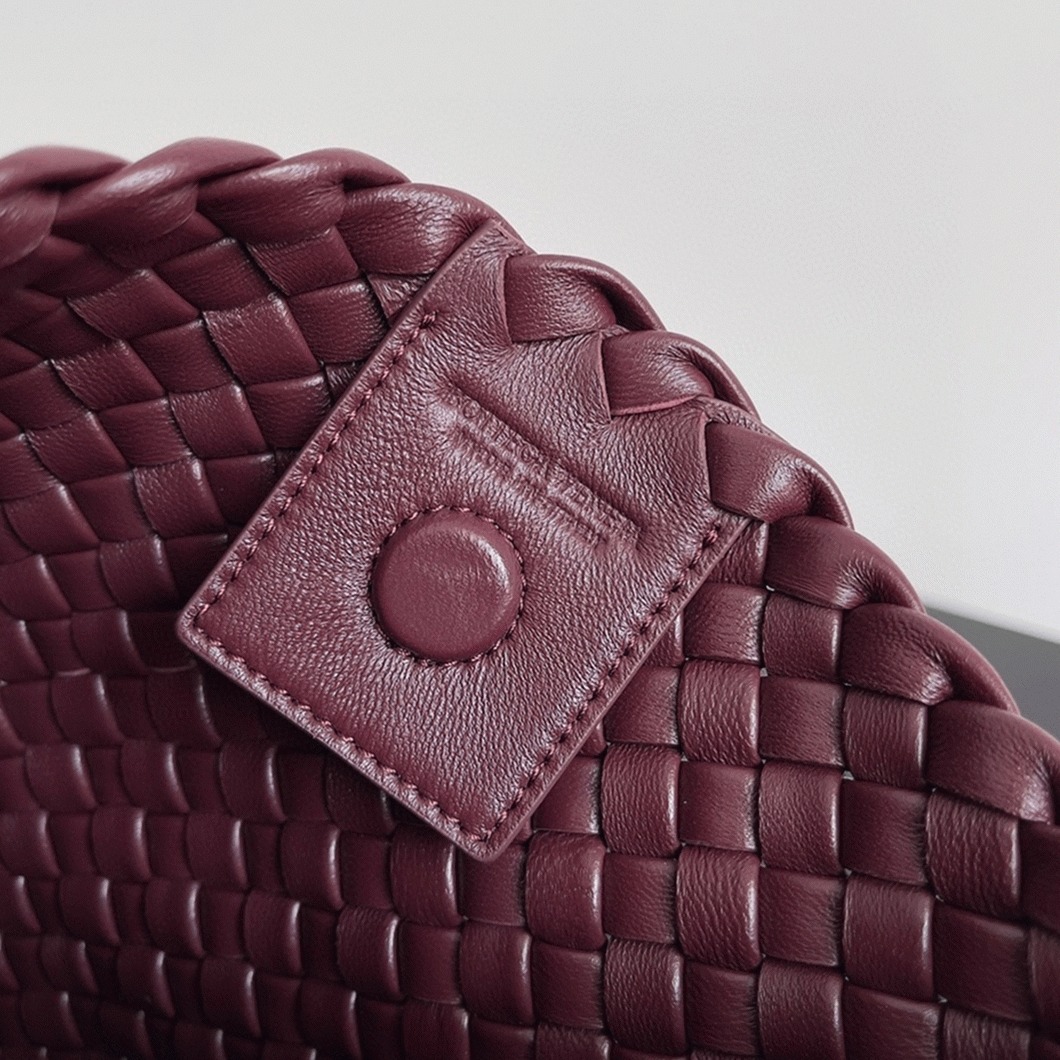 Replica B0tt*ga Ven*ta Clicker Small Bag Bordeaux