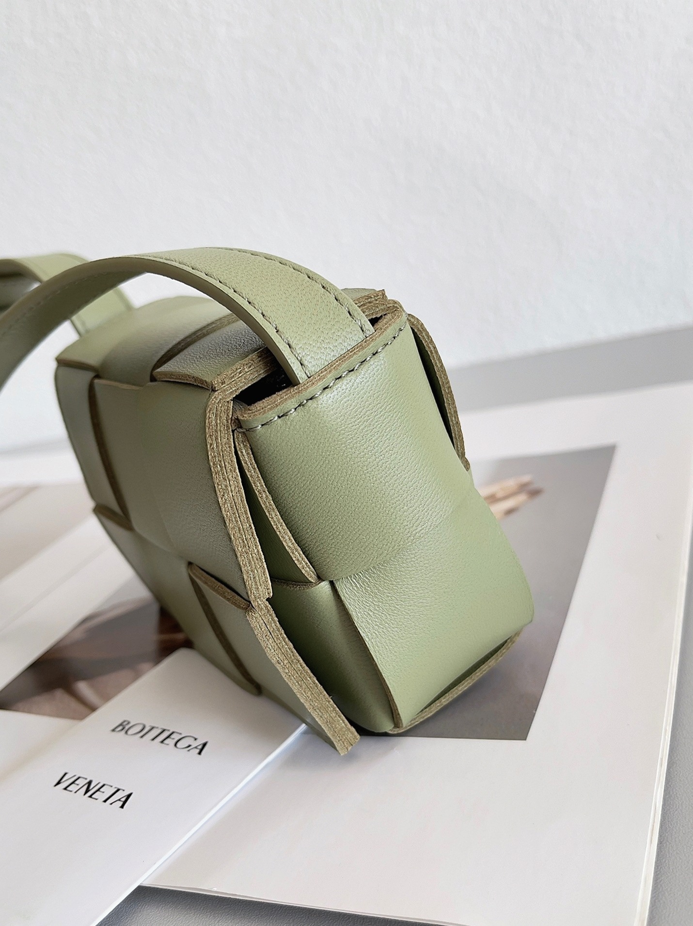 Top Quality Faux B0tt*ga Ven*ta Candy Cassette Bag In Travertine