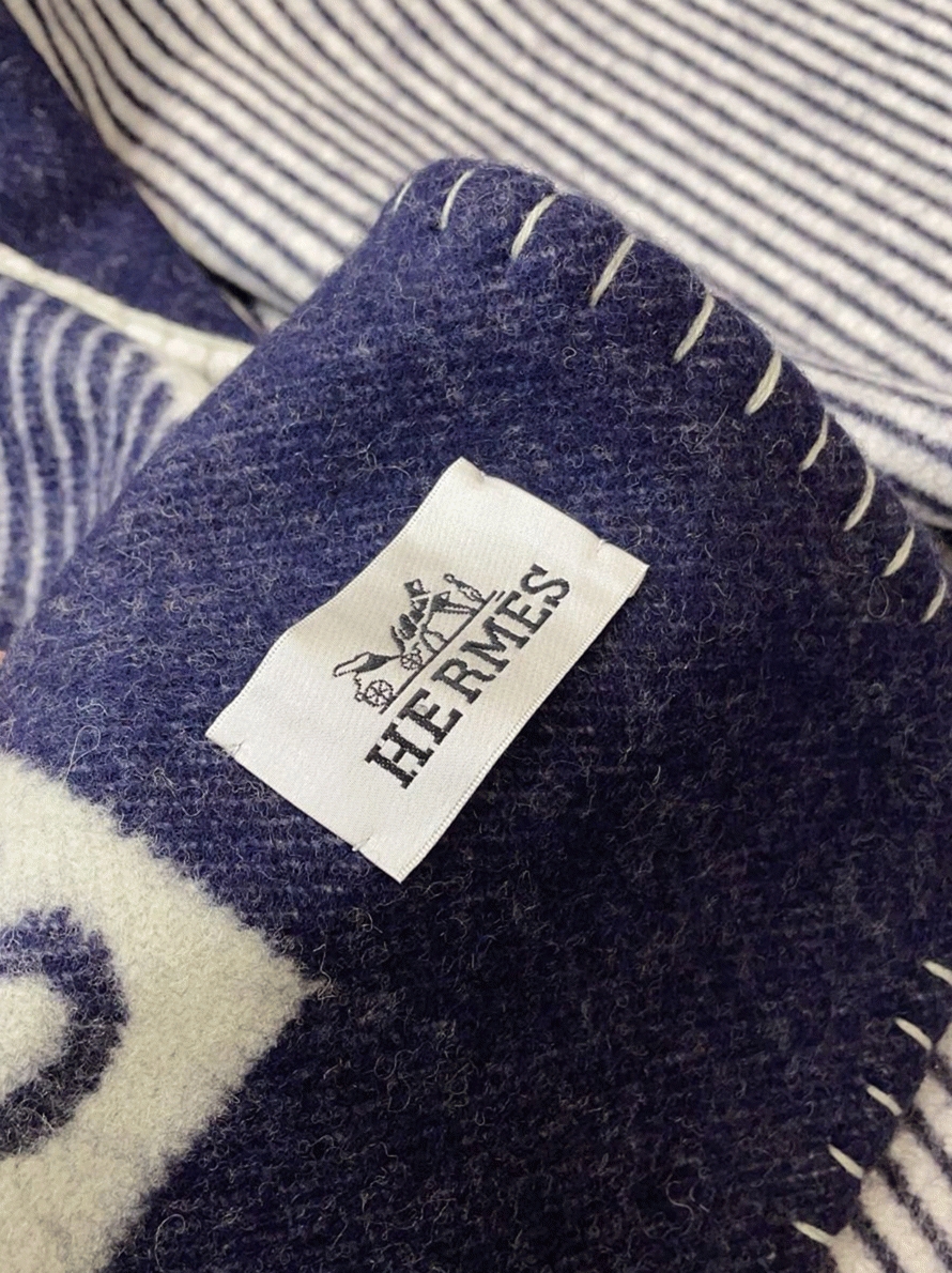 Fake H**me5 H Riviera blanket in marine wool and cashmere