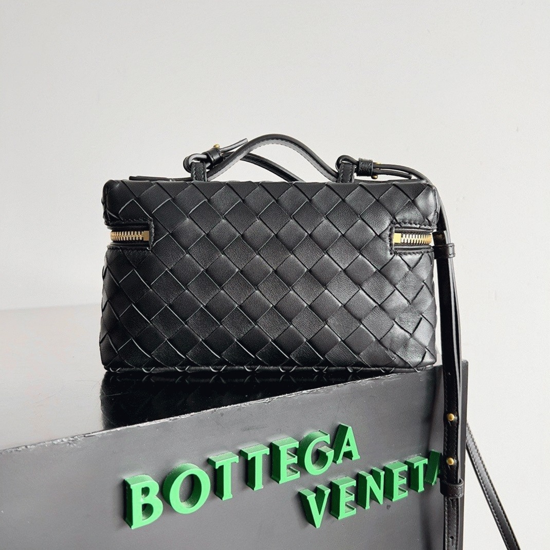 Replica B0tt*ga Ven*ta Bang Bang Vanity Case Black