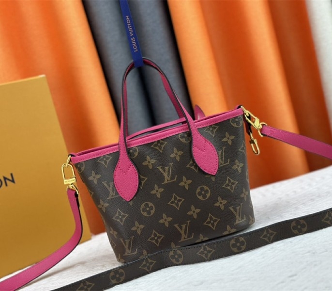 L0vis Vvtt0n Neverfull Bandouliere Inside Out BB Tote In Monogram Canvas And Rose Pondichery Leather