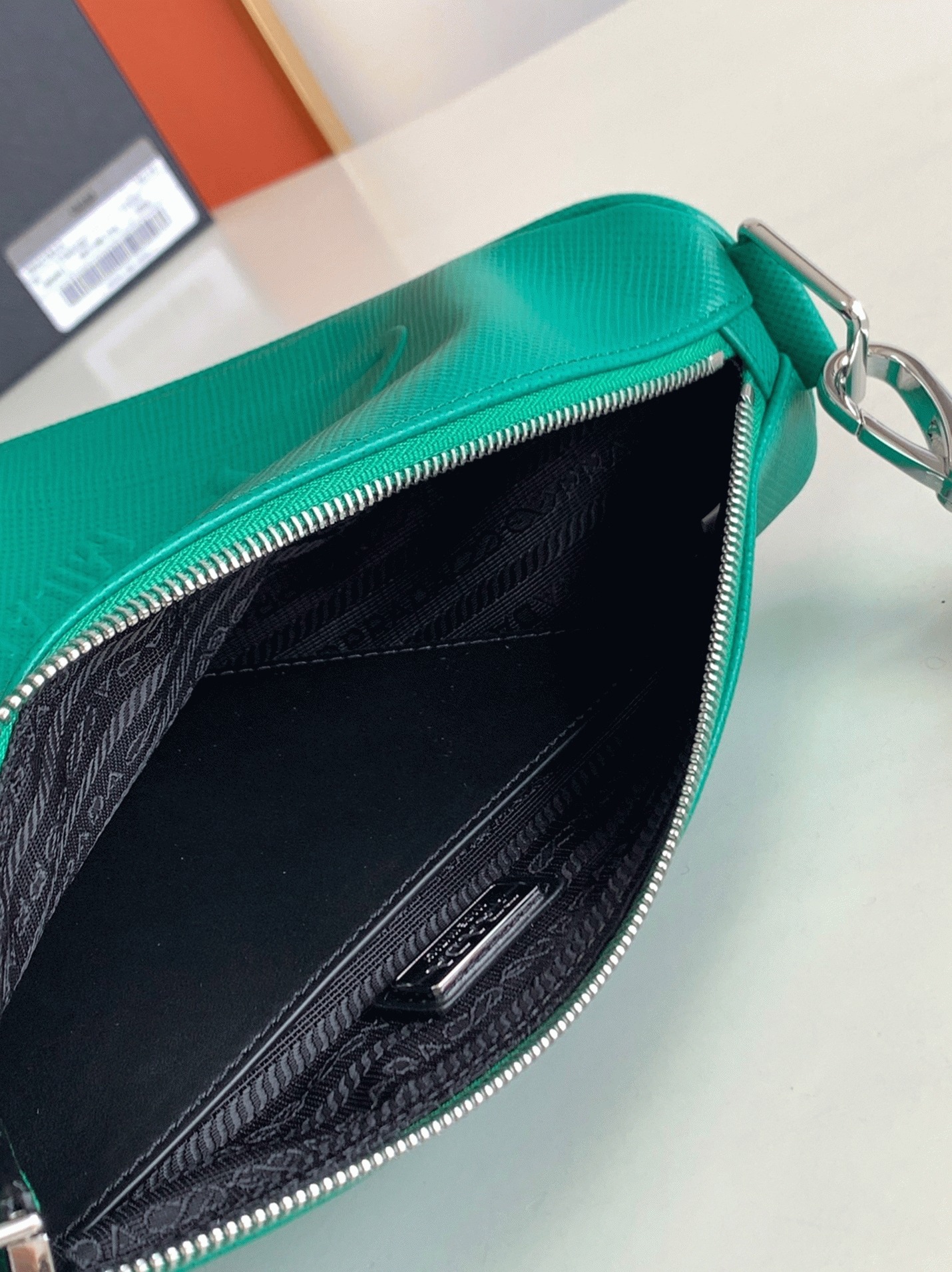 Pra*a Triangle Shoulder Bag Fake in Green