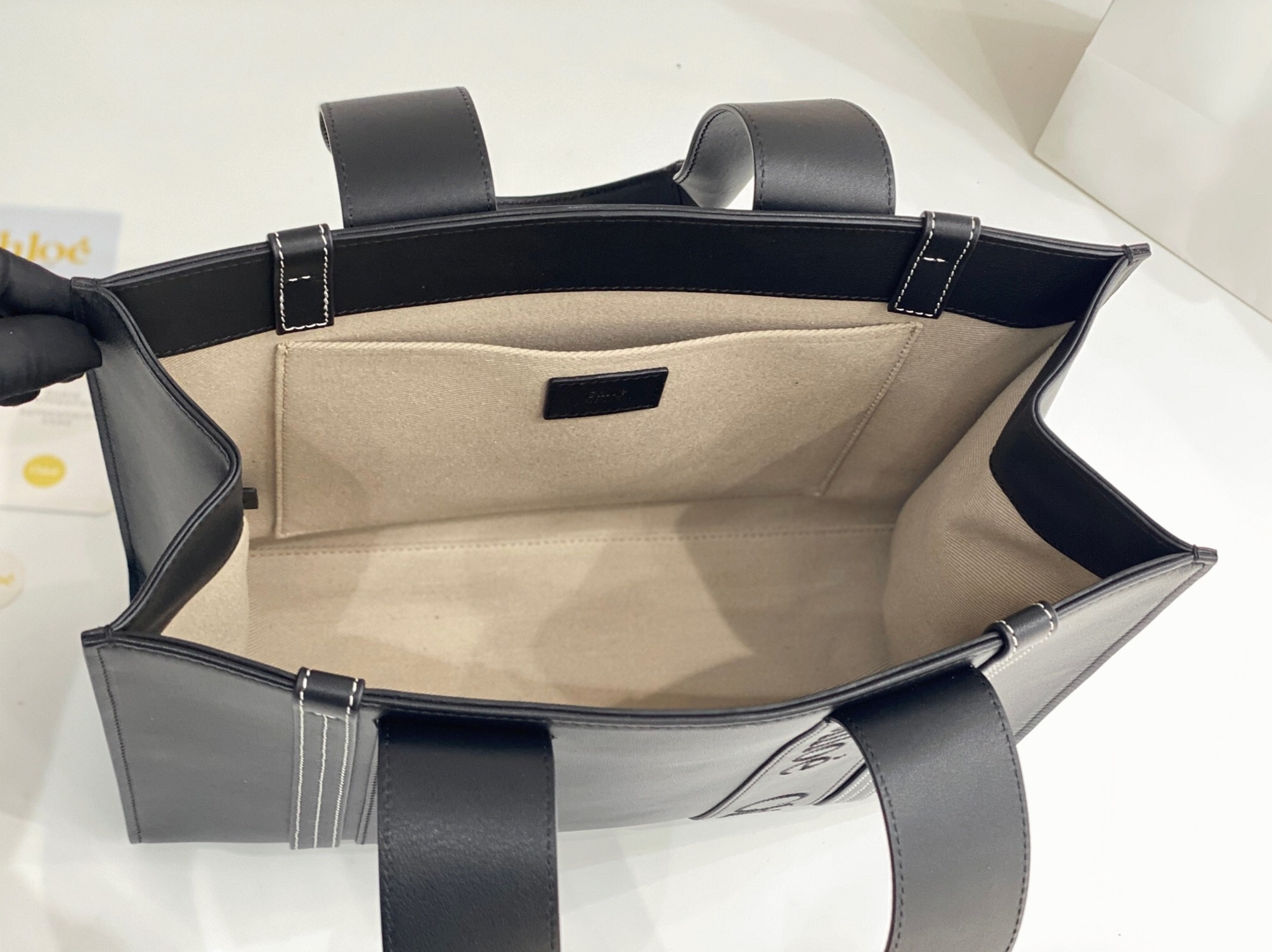 Top Quality Imitation Chloe Woody Medium Tote Bag In Black Calfskin