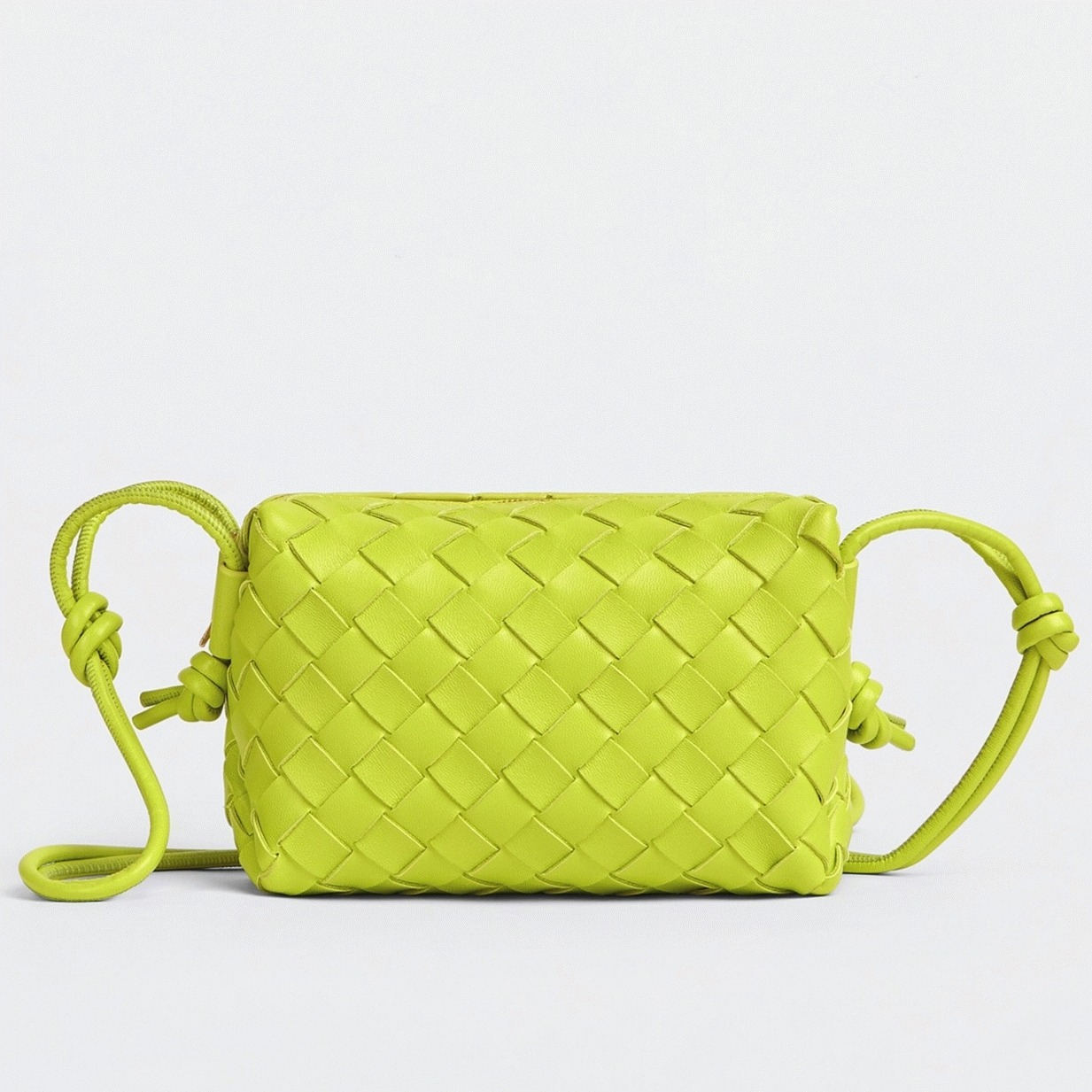Knockoff B0tt*ga Ven*ta Loop Small Bag Lantern