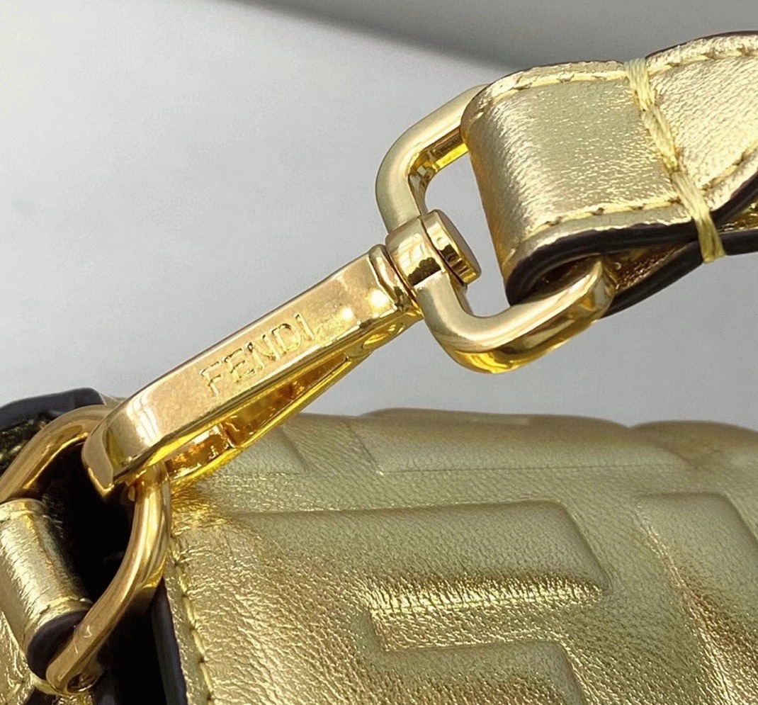 Top Quality Replica F**di Medium Baguette Bag In Gold FF