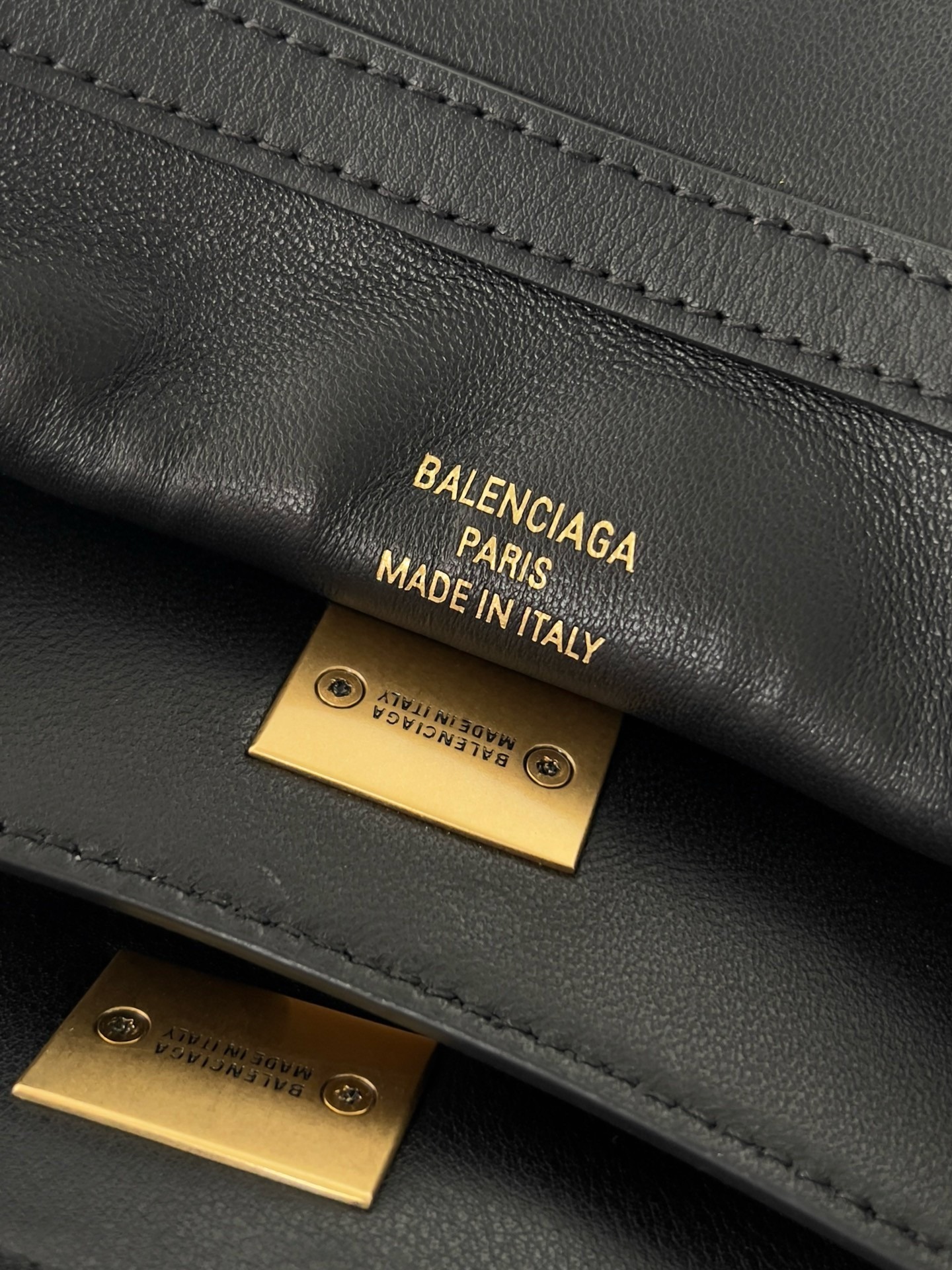 Knockoff Ba1en*iaga Rodeo Medium Bag Black Calfskin