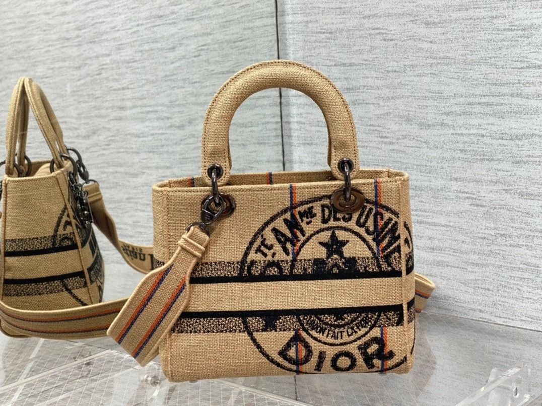 D10r Lady D-Lite Medium Bag Fake in Beige Jute Canvas with D10r Union Motif