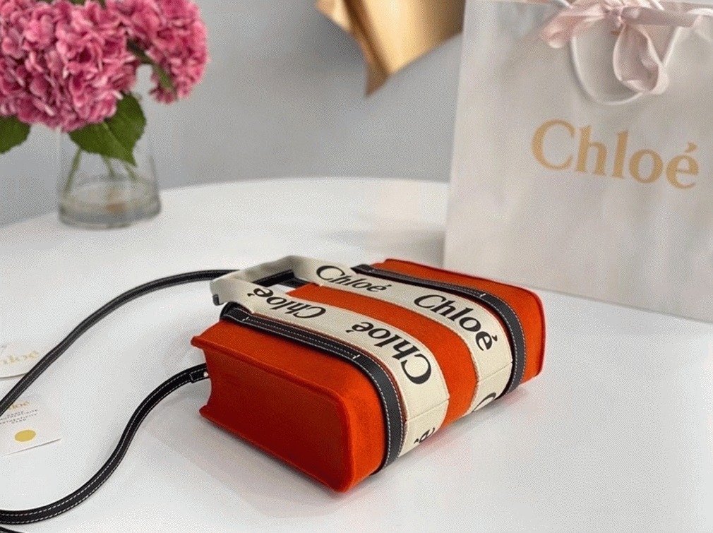 Top Quality Replica Chloe Small Woody Tote Bag In Orange Felt