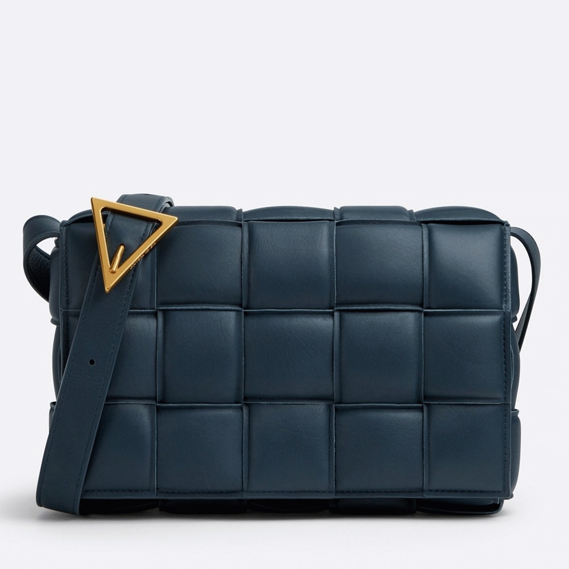 Top Quality Replica B0tt*ga Ven*ta Padded Cassette Bag In Dark Blue