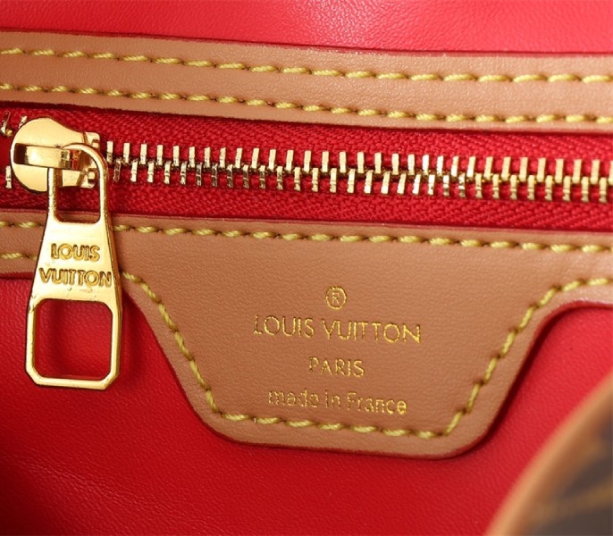 L0vis Vvtt0n Monogram Canvas Soft Speedy 30 Crafty Handbag In Red
