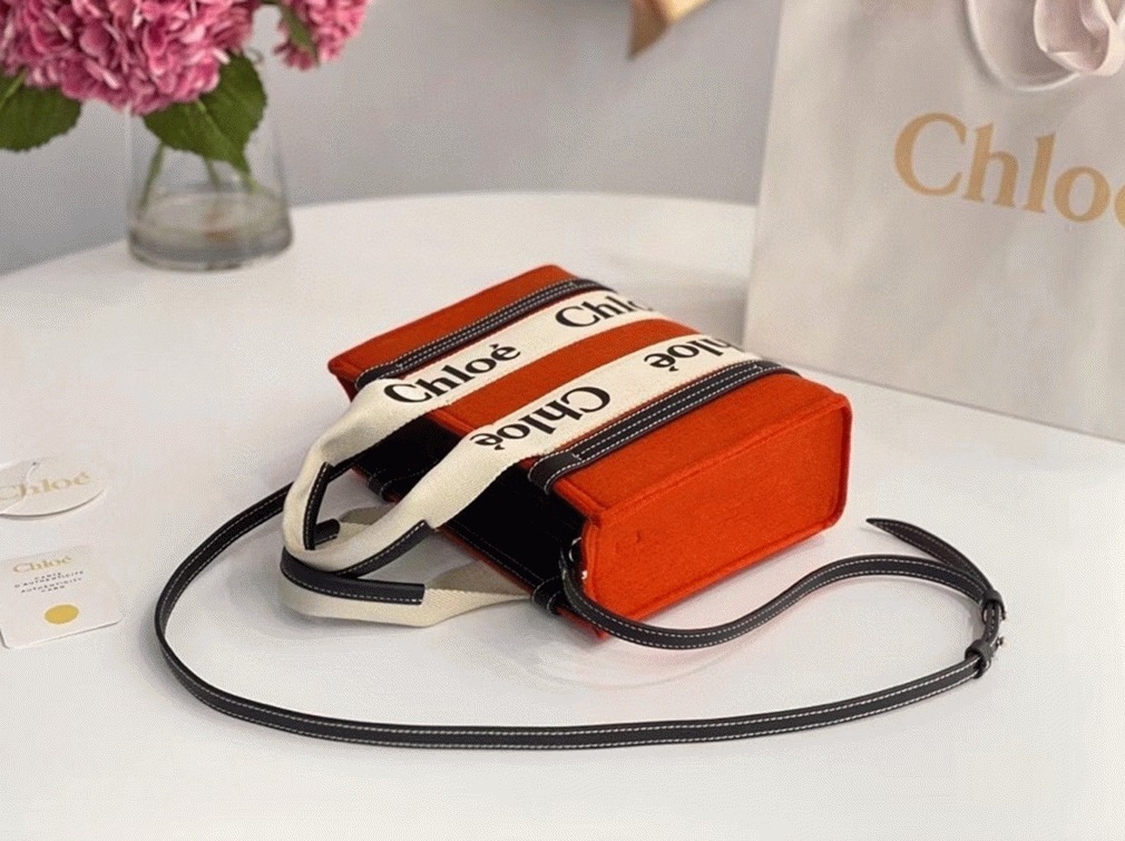 Top Quality Replica Chloe Small Woody Tote Bag In Orange Felt