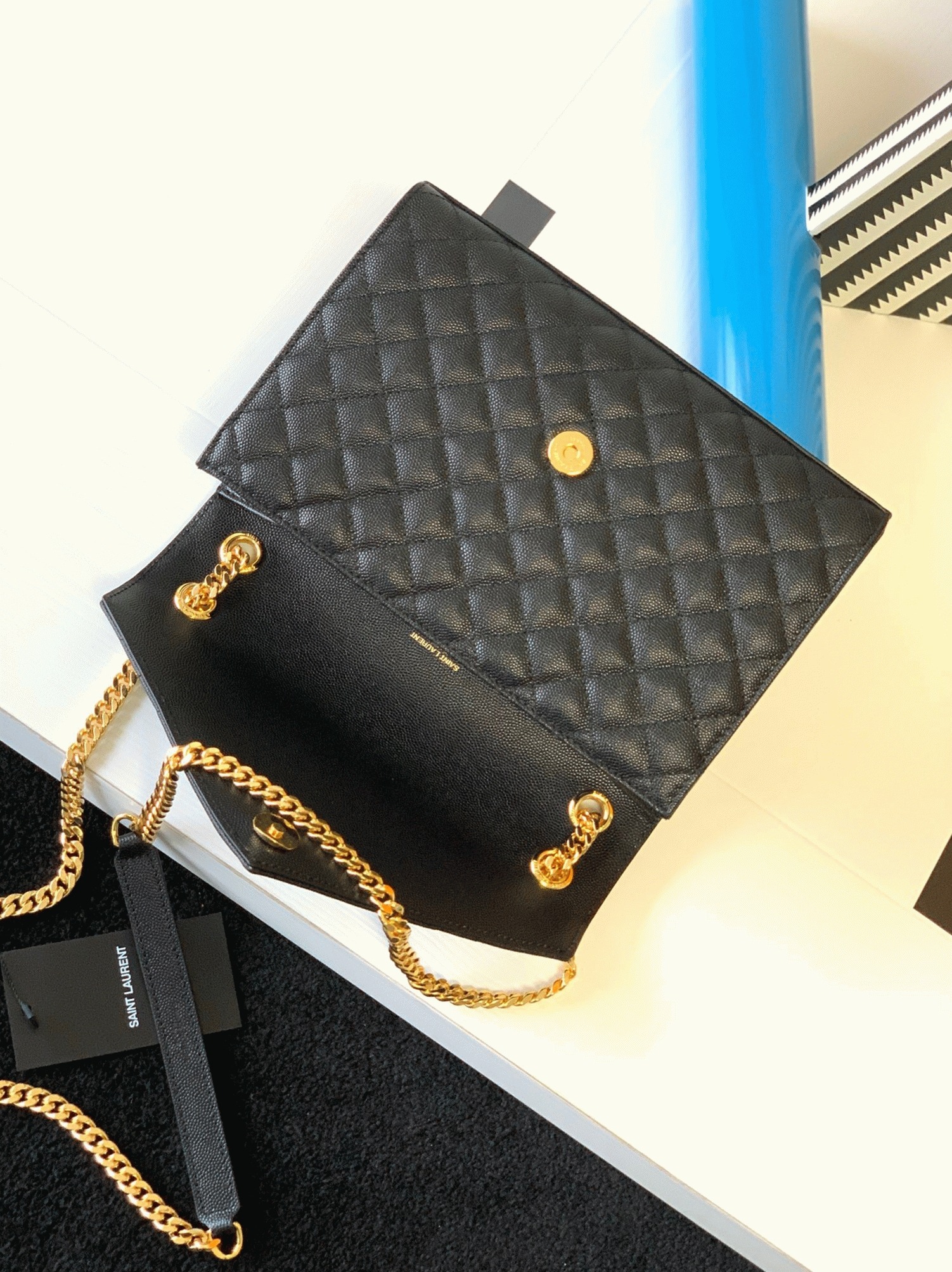 Replica Sa1nt Lau*nt Envelope Medium Bag Black