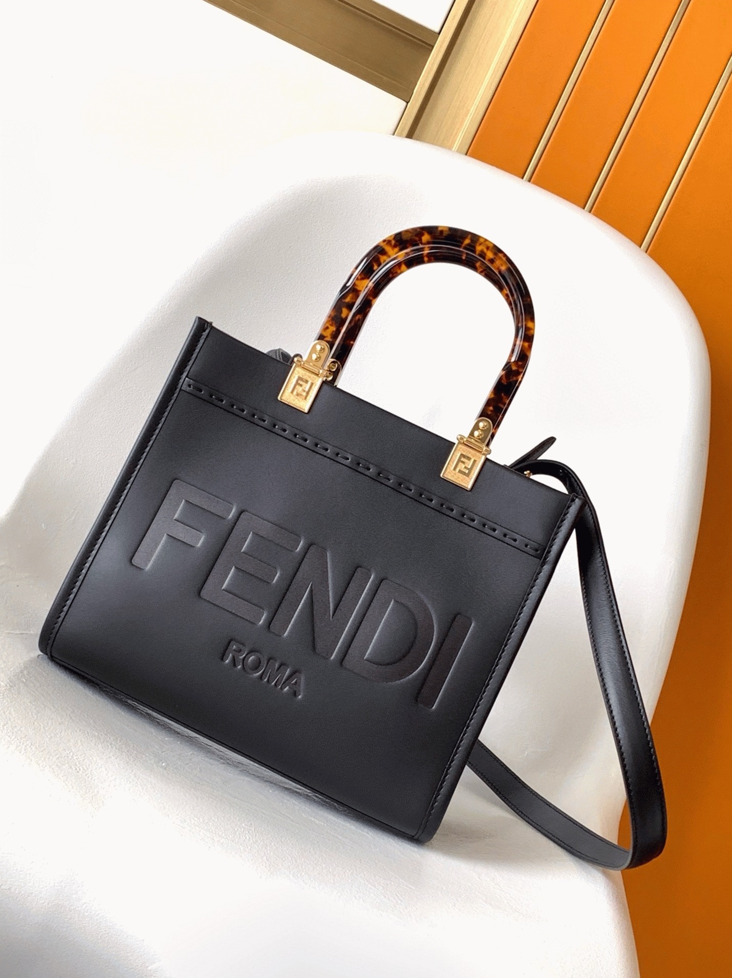 Top Quality Fake F**di Sunshine Medium Tote Bag In Black Calfskin