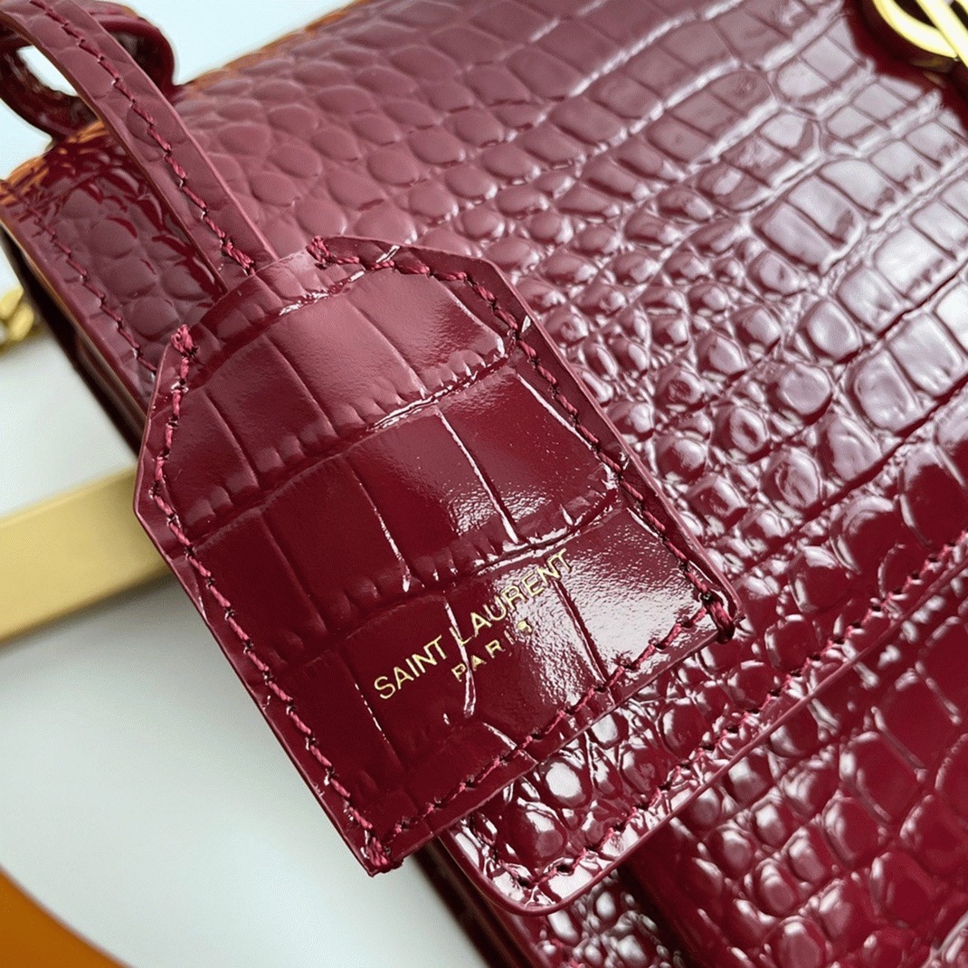 Fake Sa1nt Lau*nt Sunset Medium Chain Bag Bordeaux Crocodile-embossed Leather