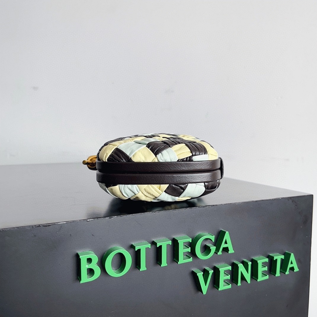 Replica B0tt*ga Ven*ta Knot Minaudiere Clutch Multicolour
