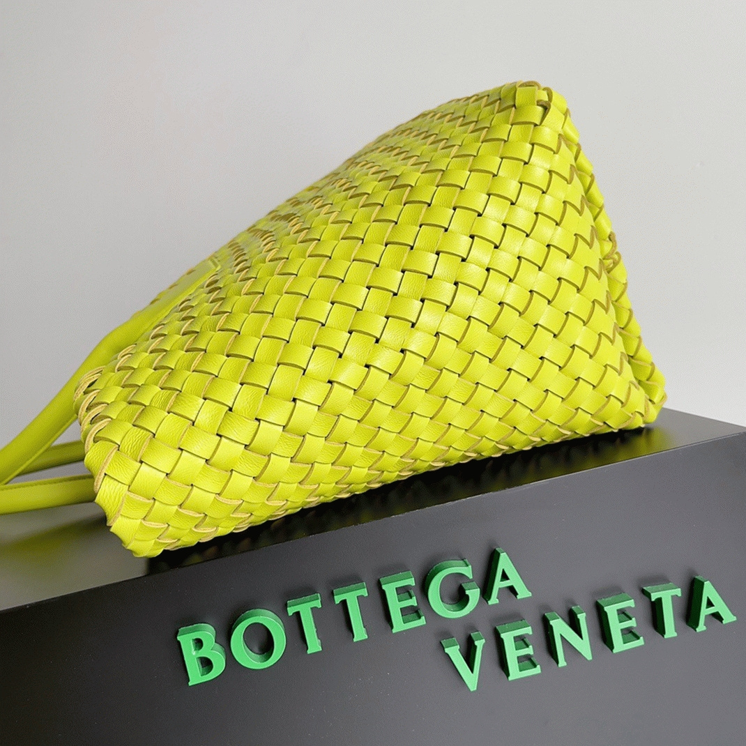 Top Quality Knockoff B0tt*ga Ven*ta Cabat Large Bag In Acid Kiwi Intrecciato Lambskin