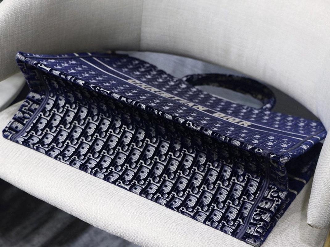 D10r Large Book Tote Bag Replica in Blue Oblique Embroidered Velvet