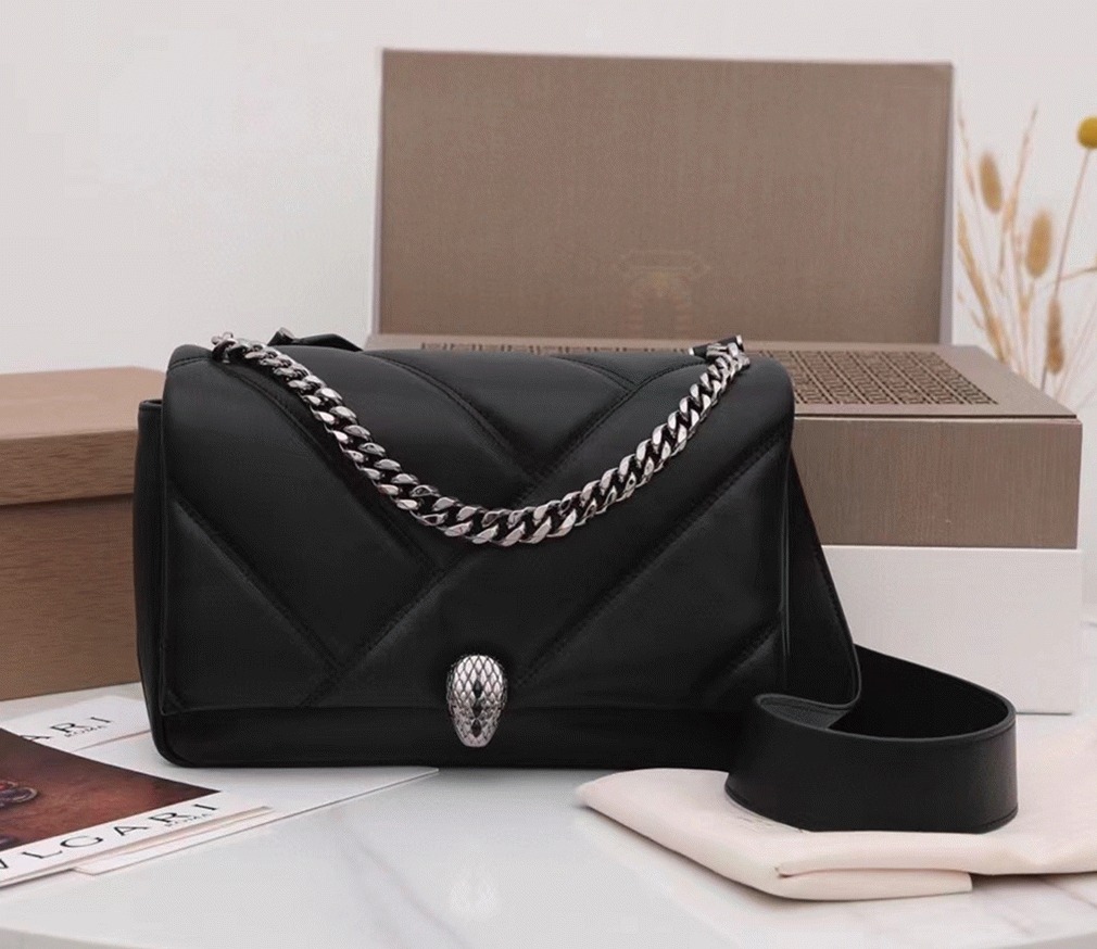 Knockoff Bv1g*ai Serpenti Cabochon Medium Bag Black Calfskin