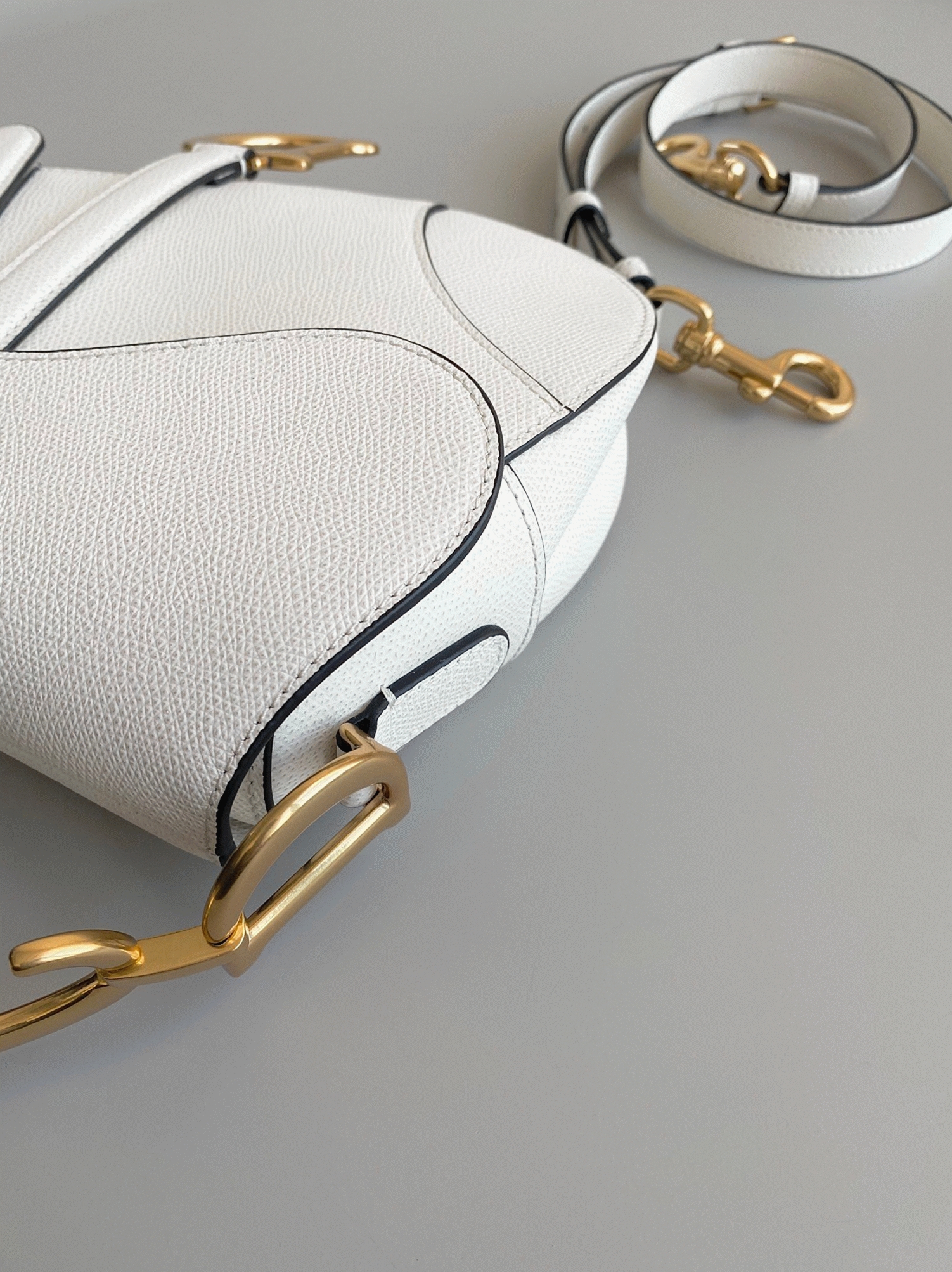 D10r Saddle Bag with Strap Replica in White Grained Calfskin