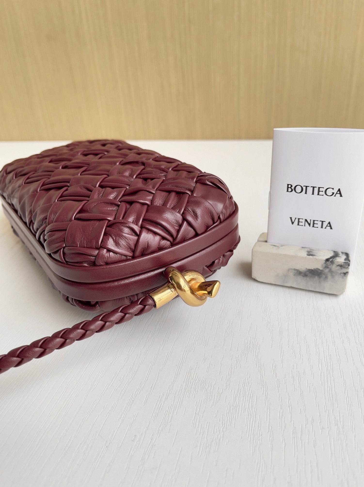 Fake B0tt*ga Ven*ta Knot Minaudiere On Strap Barolo Foulard Intreccio