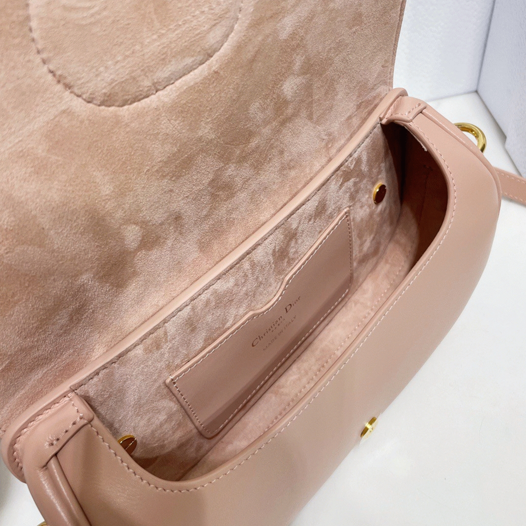 D10r Bobby East-West Bag Fake in Powder