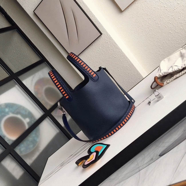 Navy blue fake H**me5 Picotin Lock 18cm handbag with braided handles