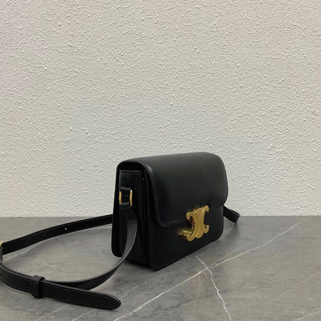 Top Quality Knockoff Ce1i*e Triomphe Teen Bag In Black