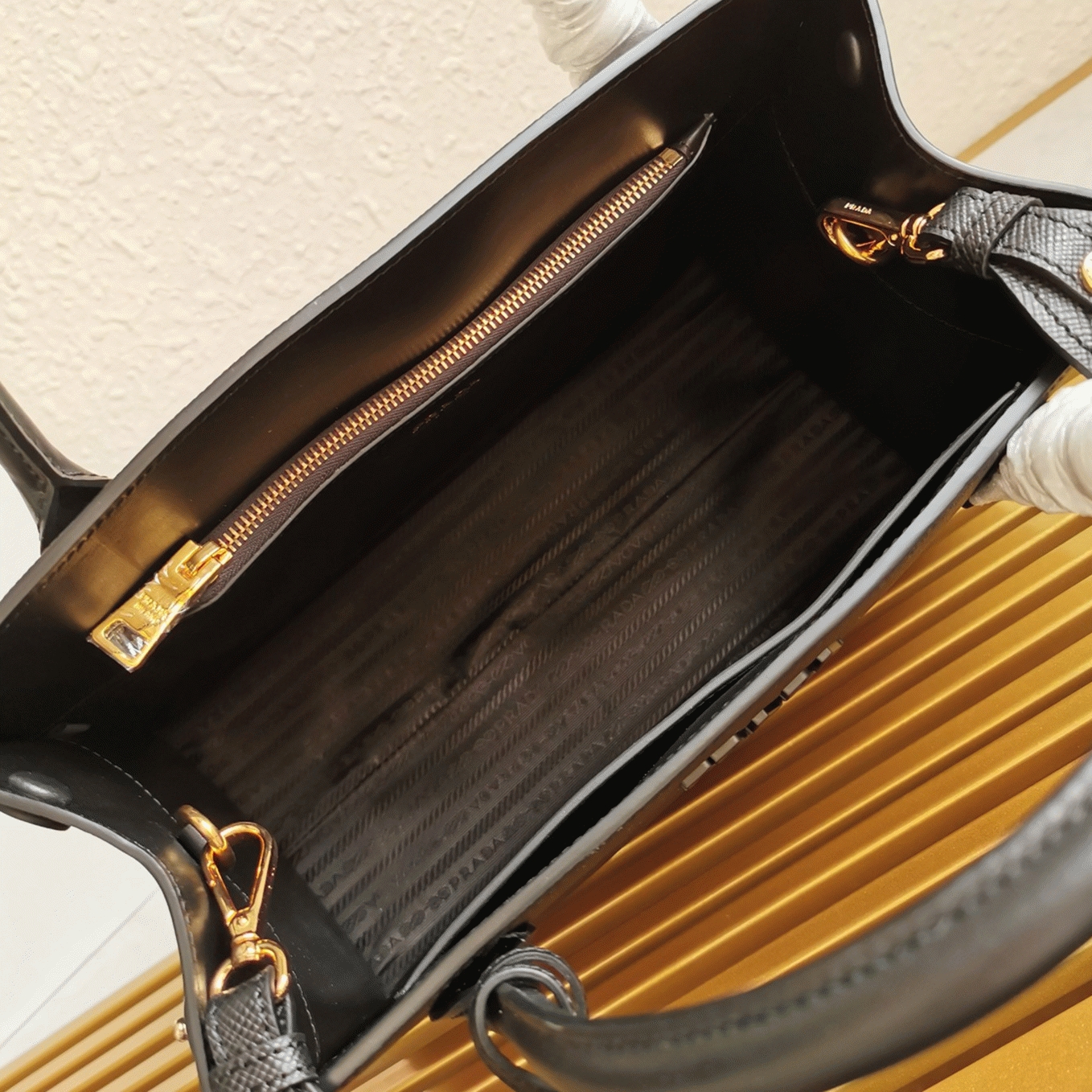Pra*a Monochrome Medium Bag Knockoff in Black