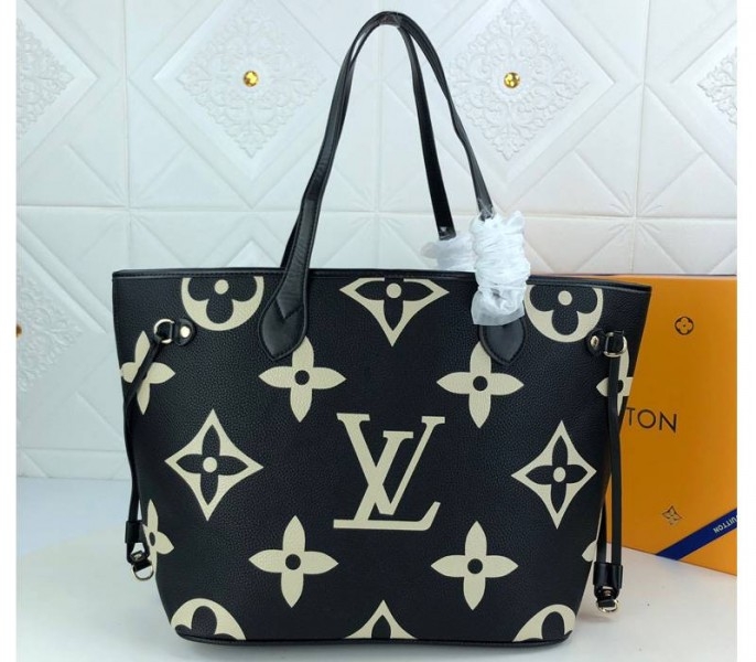 L0vis Vvtt0n Neverfull MM Tote In Black