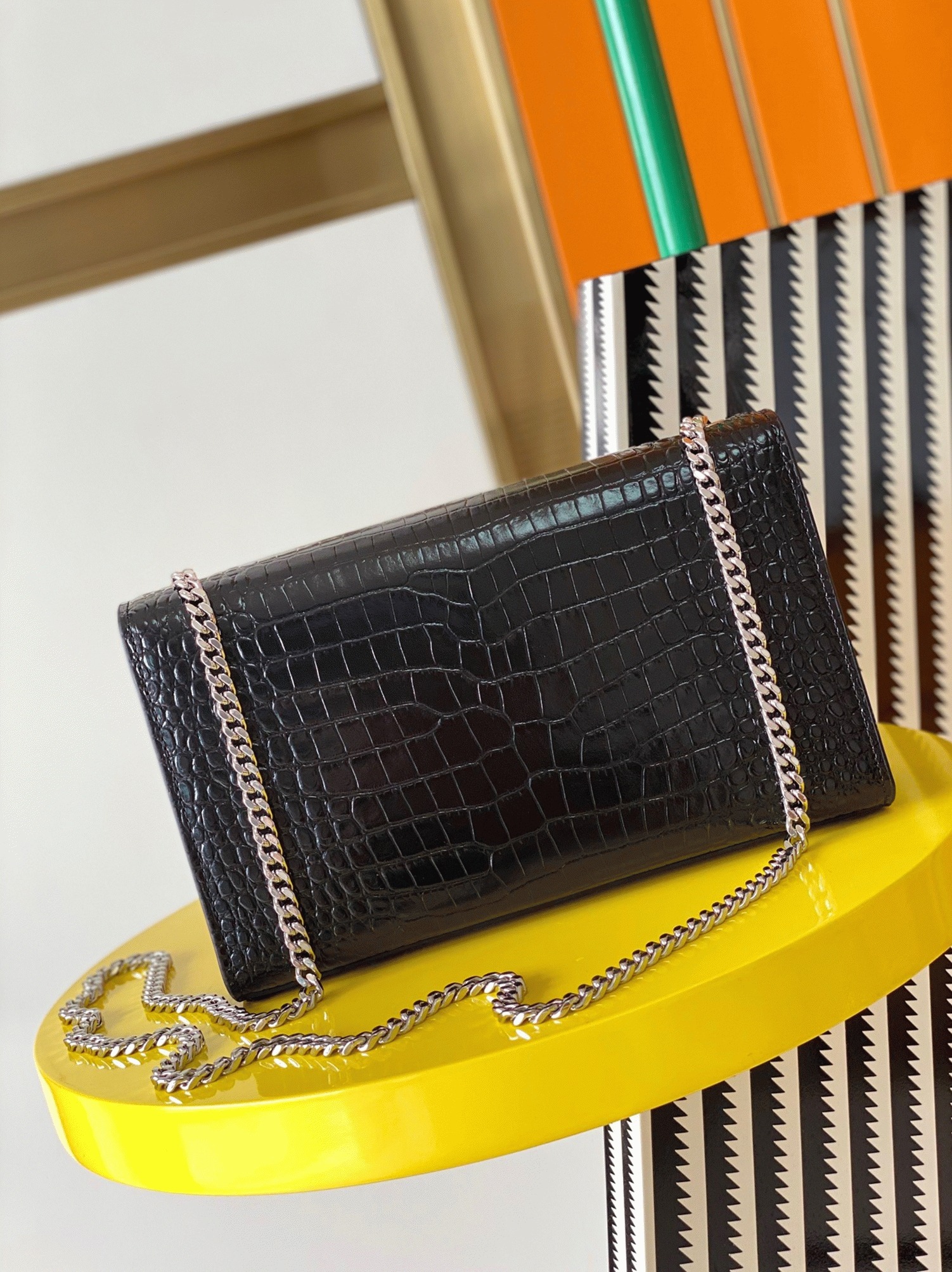 Replica Sa1nt Lau*nt Kate Medium Tassel Bag Noir Crocodile-embossed Leather