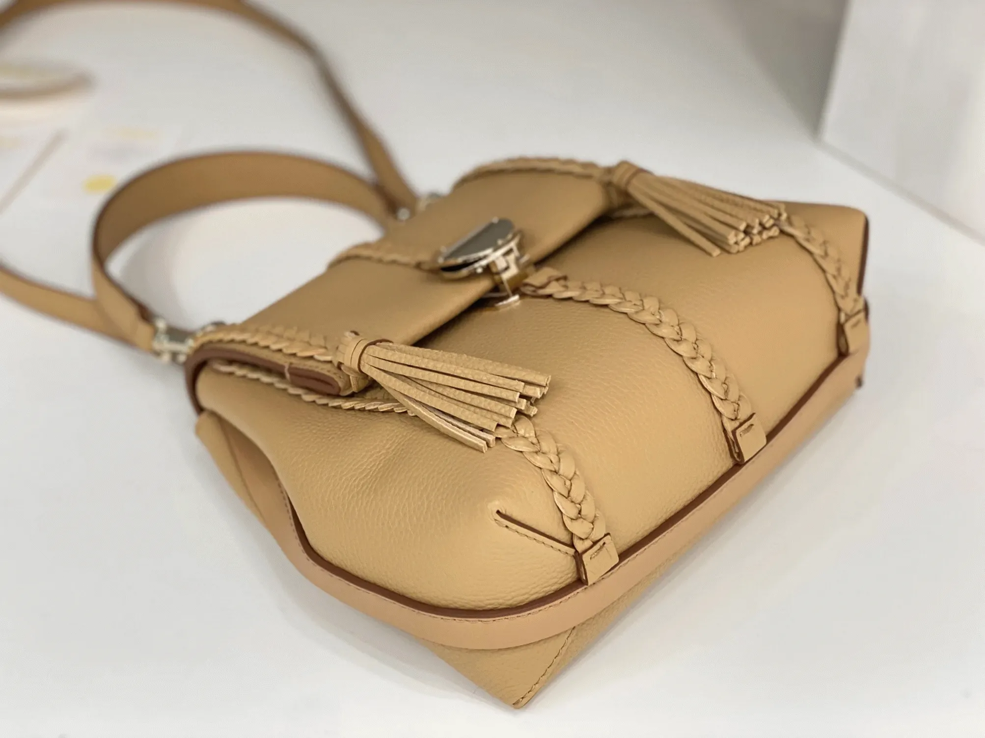Top Quality Replica Chloe Penelope Small Shoulder Bag in Beige Grained Calfskin