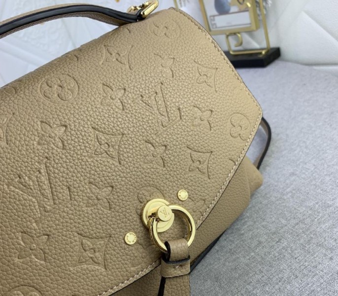 L0vis Vvtt0n Monogram Empreinte Leather Blanche BB Handbag In Beige