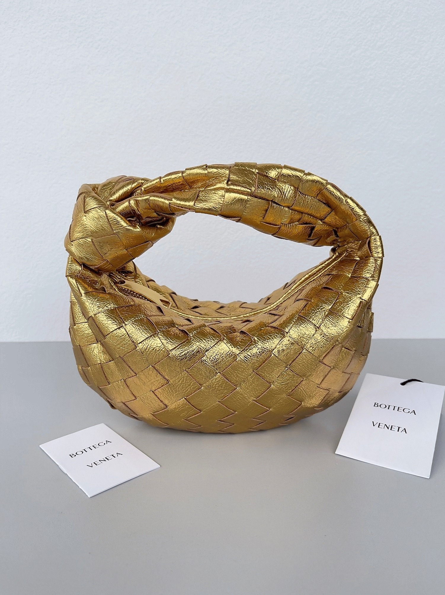 Replica B0tt*ga Ven*ta BV Jodie Mini Bag Gold