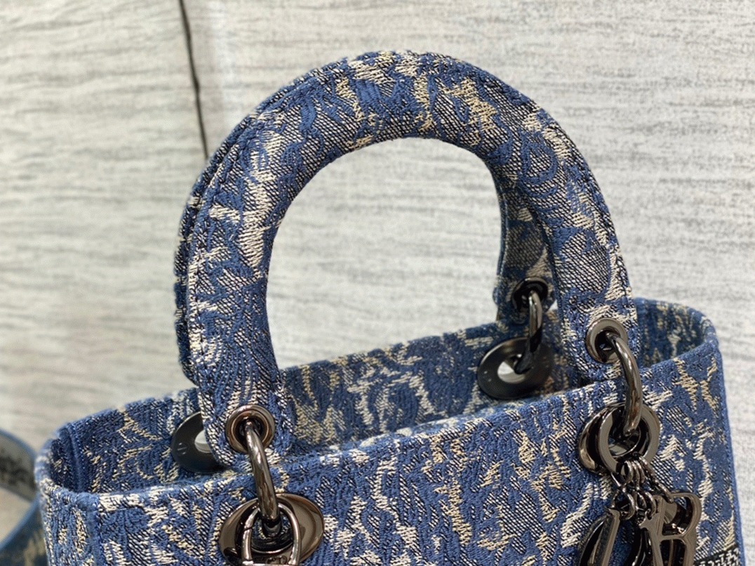 D10r Lady D-Lite Medium Bag Replica in Blue Brocart Denim-Effect Embroidery