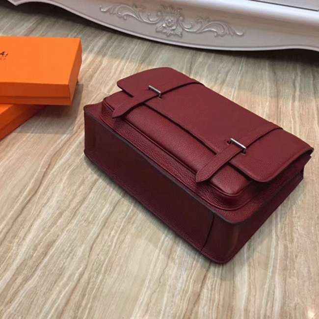 Ruby Fake Designer H**me5 Steve Messenger Bag