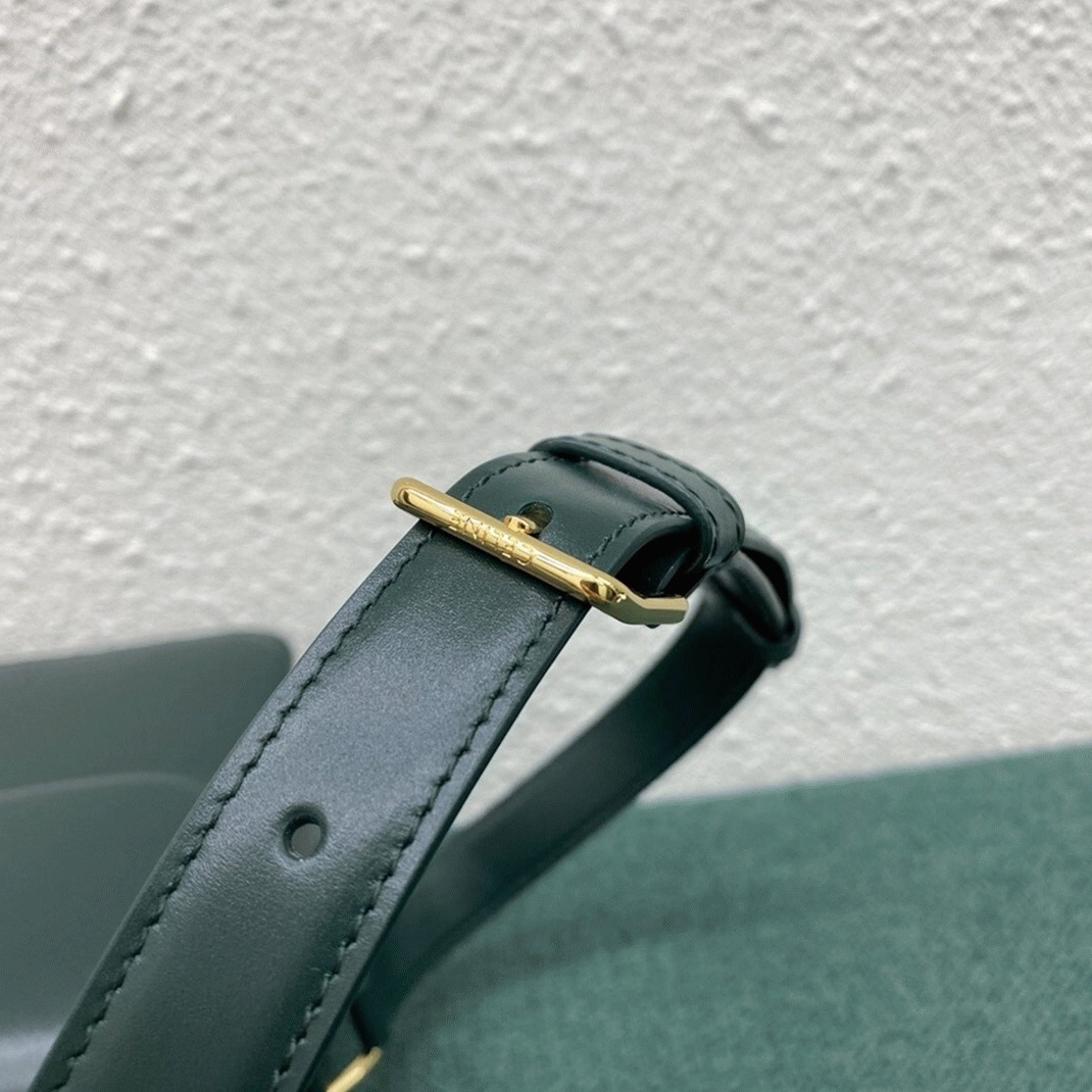 Amazone Color Ce1i*e Triomphe Large Knockoff Bag