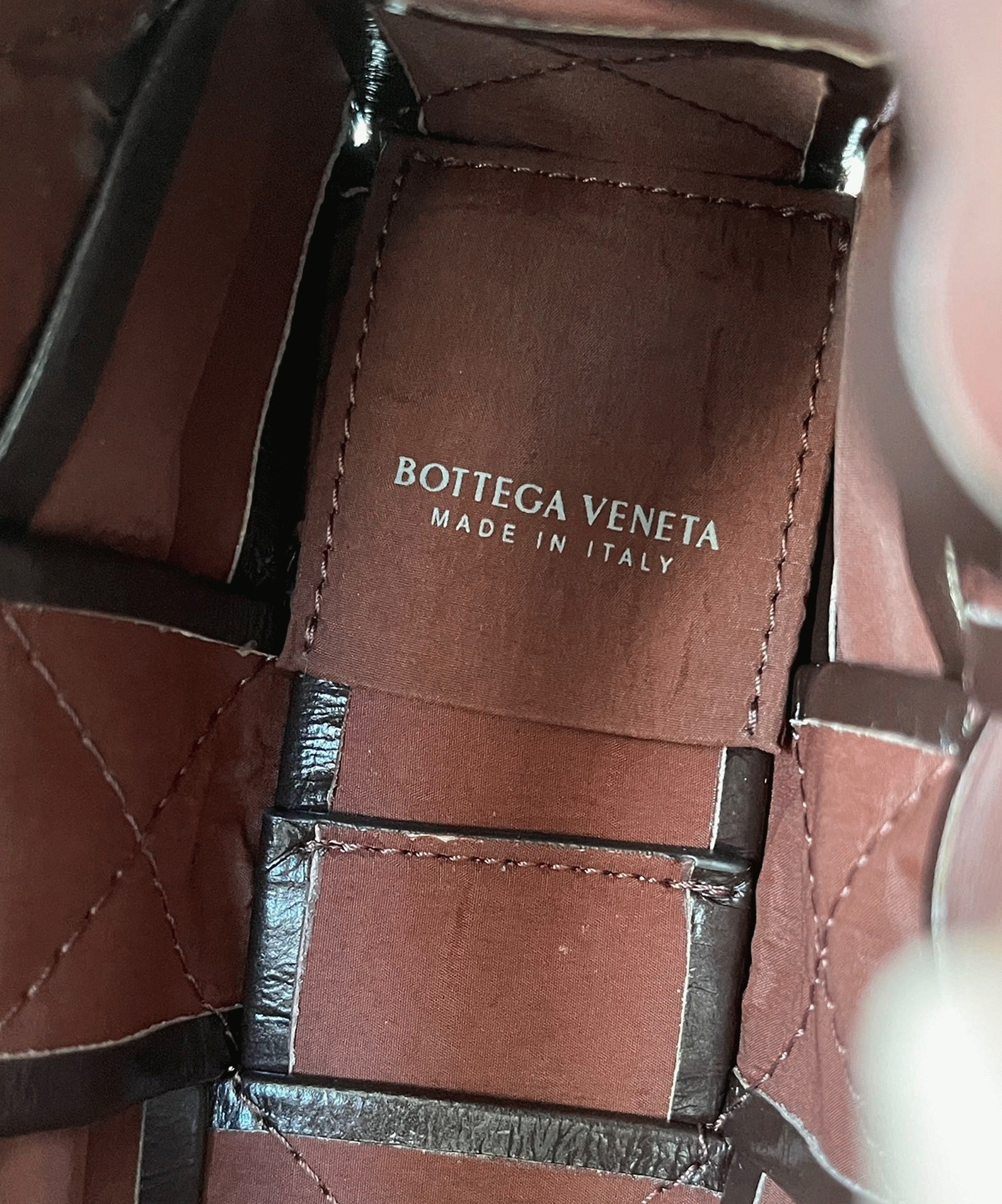 Top Quality Replica B0tt*ga Ven*ta Cassette Bag In Fondant