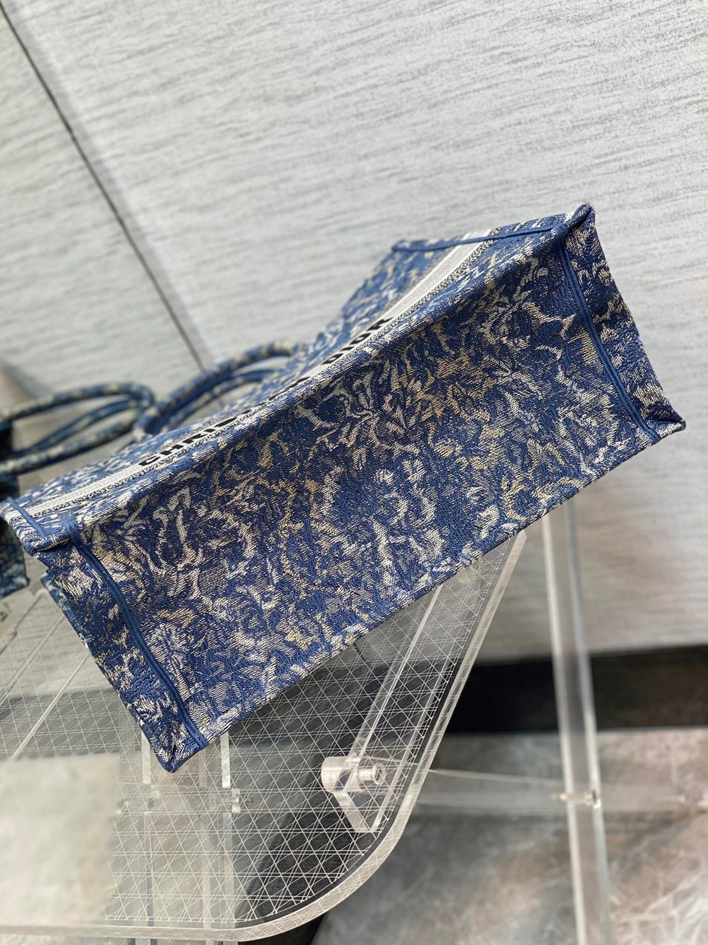 D10r Large Book Tote Bag Replica in Blue Brocart Denim-Effect Embroidery