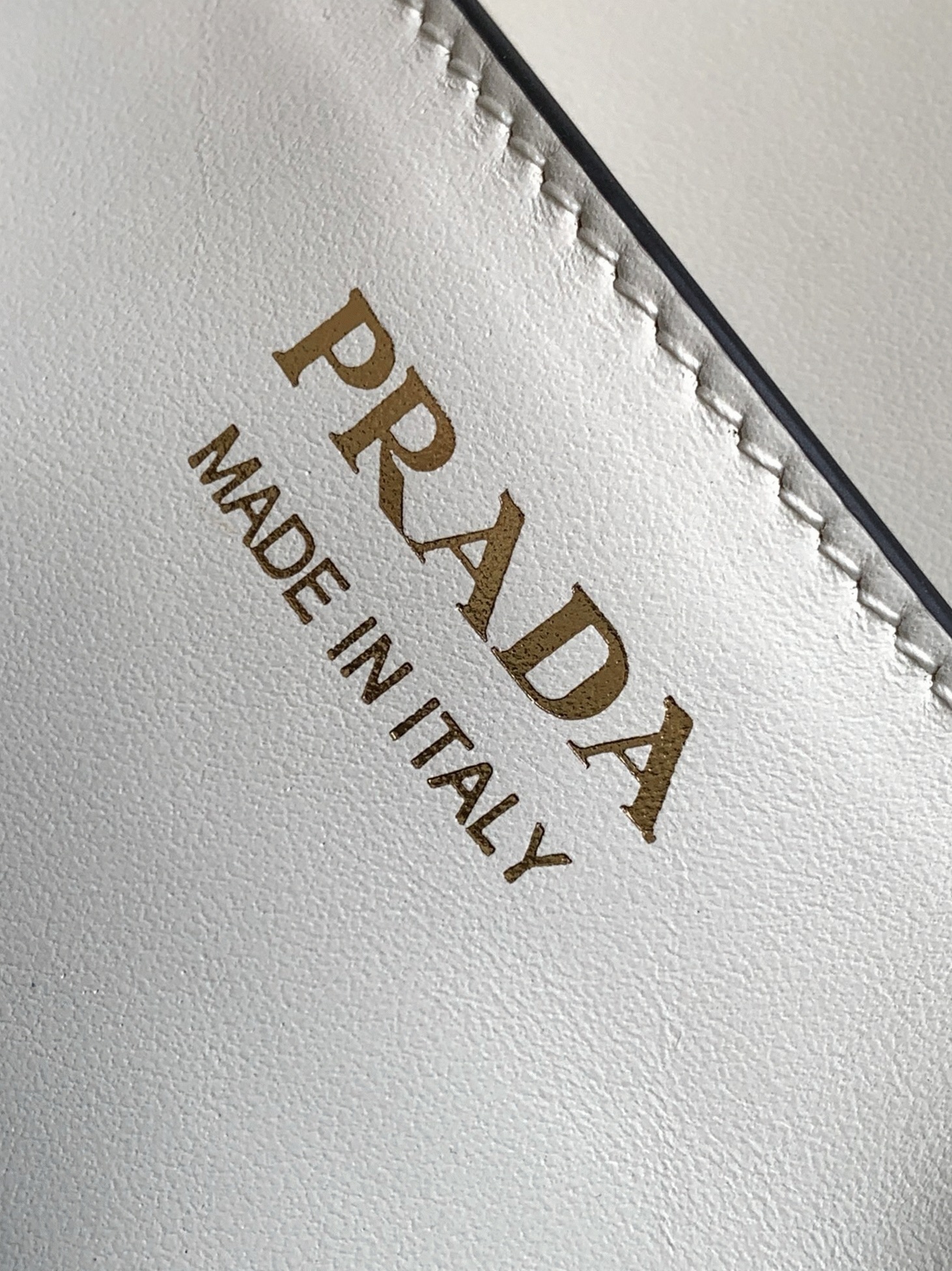 Pra*a Shoulder Bag Fake in White