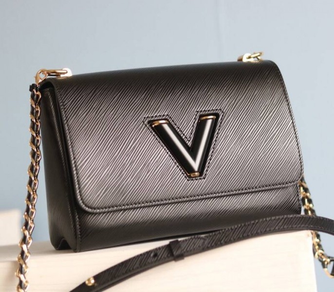 L0vis Vvtt0n Epi Leather Twist MM Bag In Black