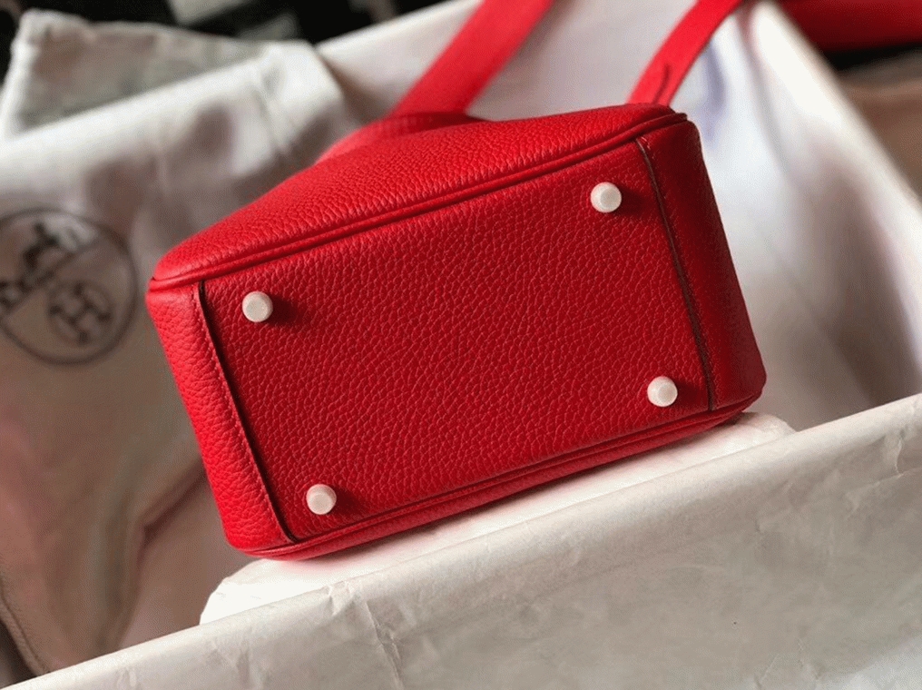 Fake designer H**me5 Lindy Mini handbag in red